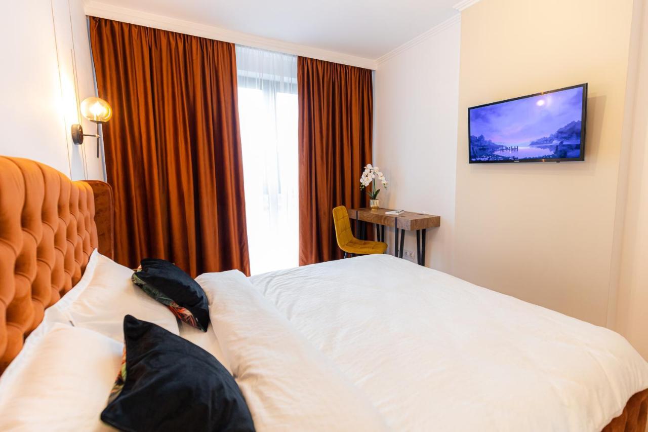 Moon Luxury Apartment - Sunset View Κλουζ-Ναπόκα Εξωτερικό φωτογραφία