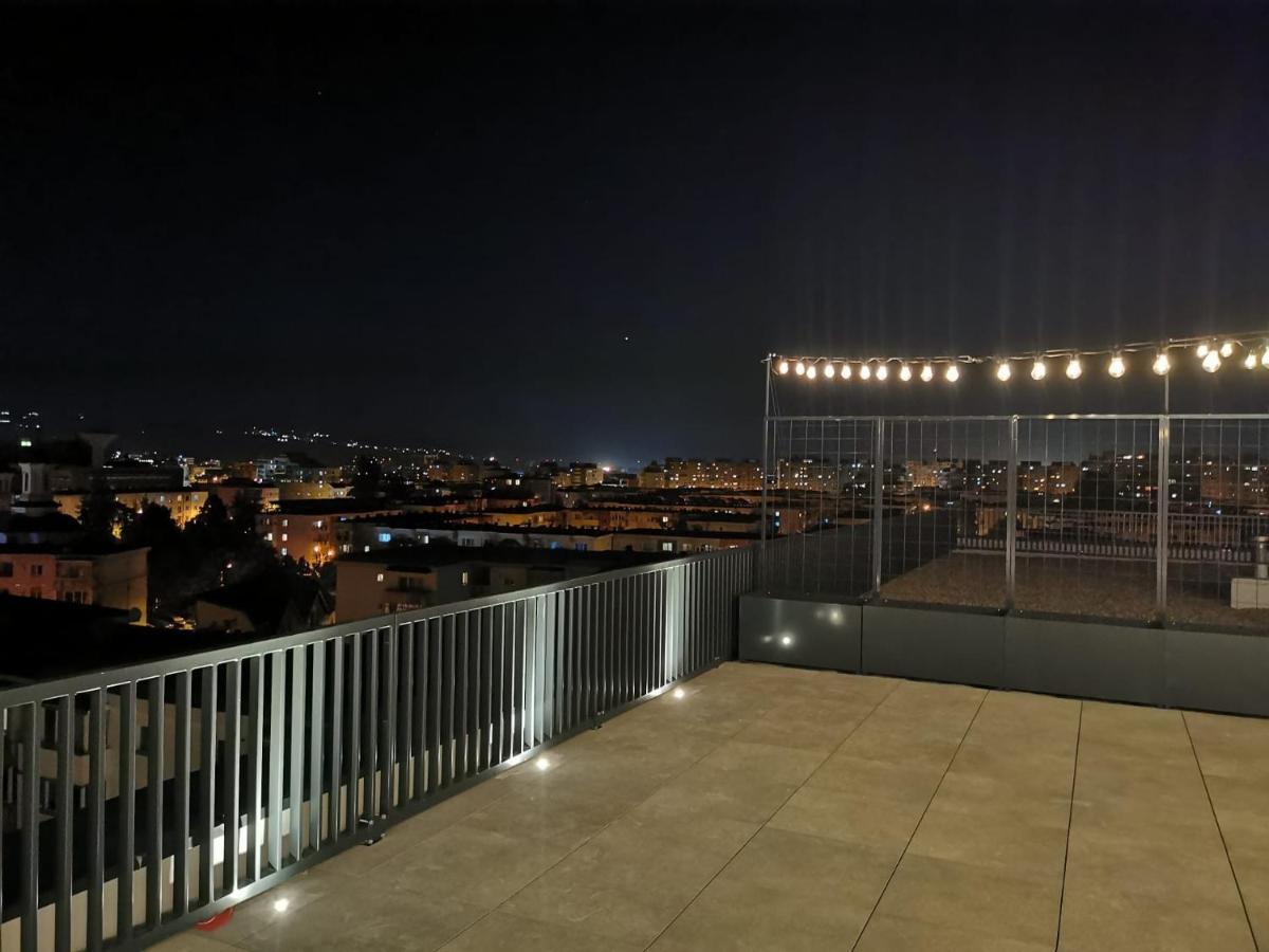 Moon Luxury Apartment - Sunset View Κλουζ-Ναπόκα Εξωτερικό φωτογραφία